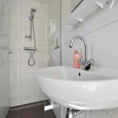 In Near Veluwe, Cleaning Included Feriehus
